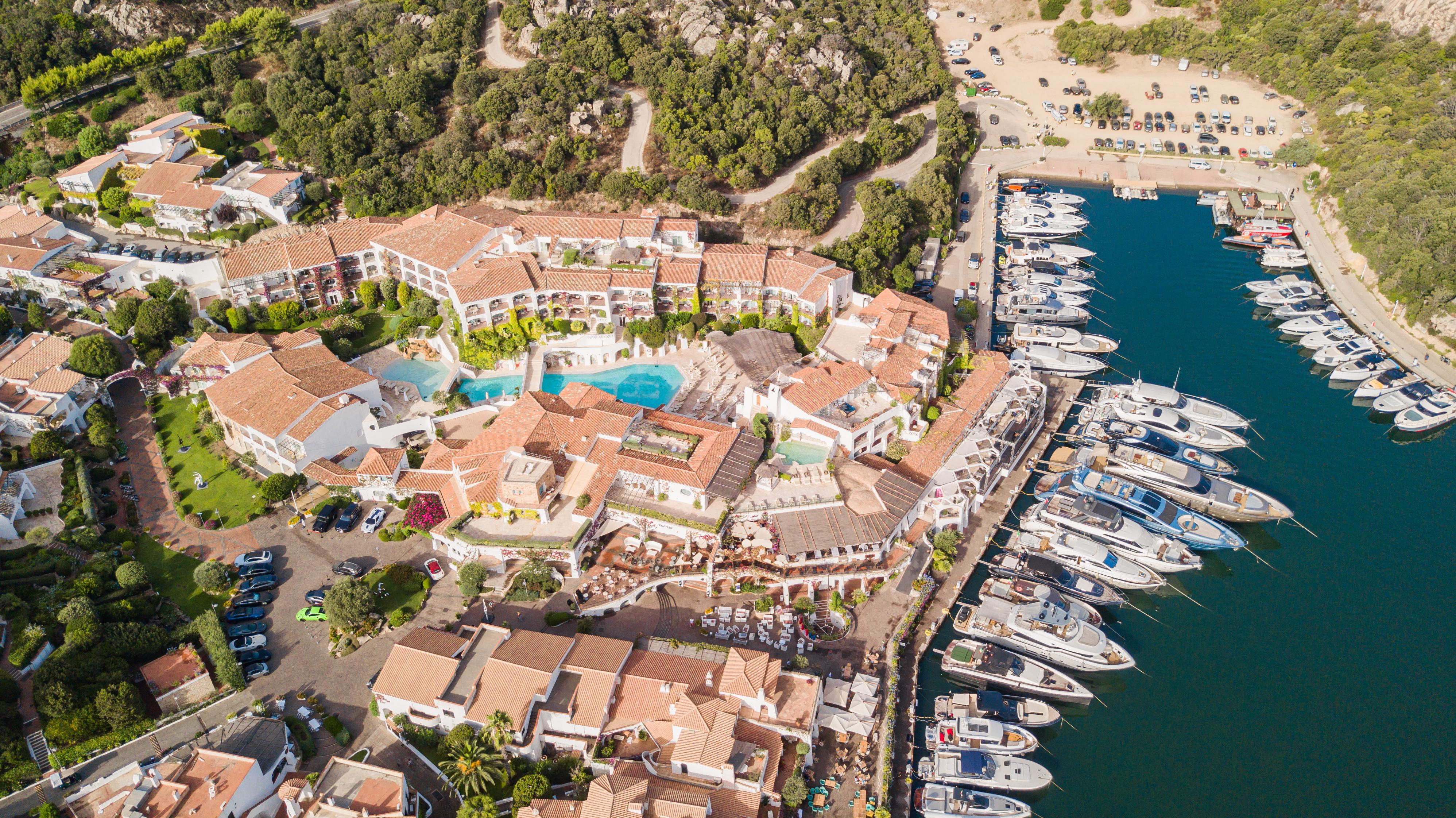 Grand Hotel Poltu Quatu Exteriör bild